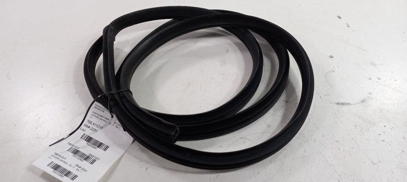 Kia Soul On Body Door Jamb Seal Rear Left Back 2010 2011 2012 2013