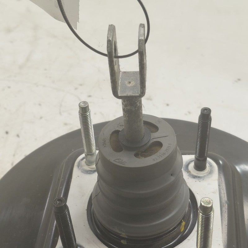 Power Brake Booster Fits 15-24 Ford Edge