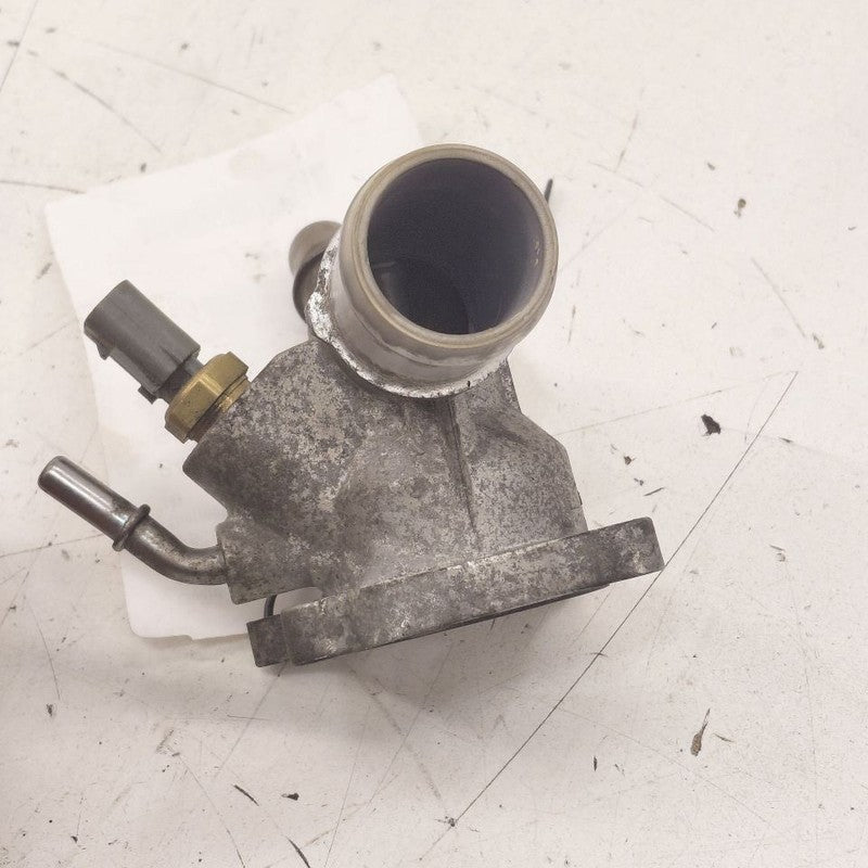 2018 Fiat 500 X 2.4 Model Thermostat Housing Mount Bracket