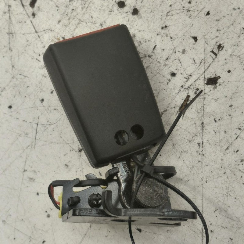 Volvo S60 Seat Belt Buckle Latch Left Driver Rear Back  2013 2014 2015