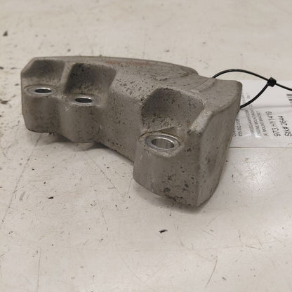 Hyundai Santa Fe Engine Motor Mount Bracket Right Passenger  2019 2020