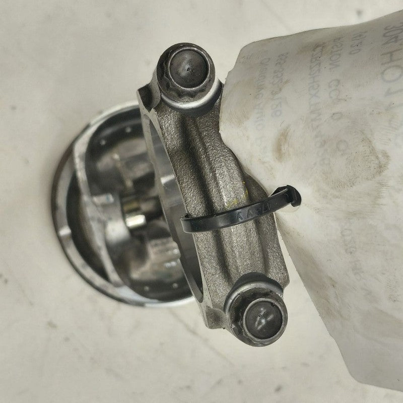 Honda HR-V Single Piston With Connecting Rod   2.0 2026 2025 2024 2023