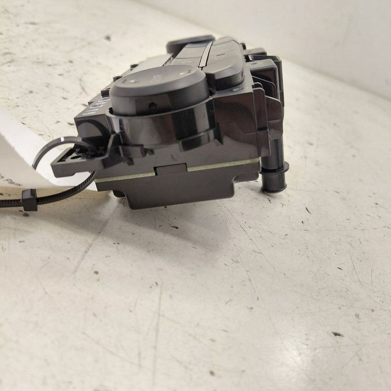 Temperature Control Heat Heater AC Switch Fits 17-24 Mitsubishi Mirage