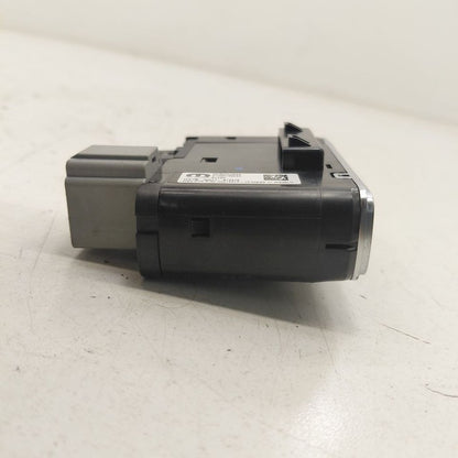 2018 Fiat 500 X Model USB Plug In Hub Port