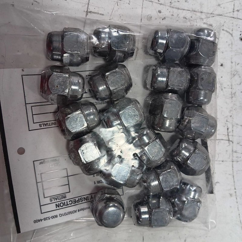 Nissan LEAF Lug Nut Set  2013 2014 2015 2016 2017 OEM