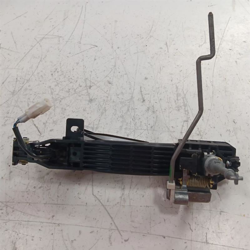 Driver Left Front Exterior Door Handle Assembly Fits 16 MAZDA CX-3
