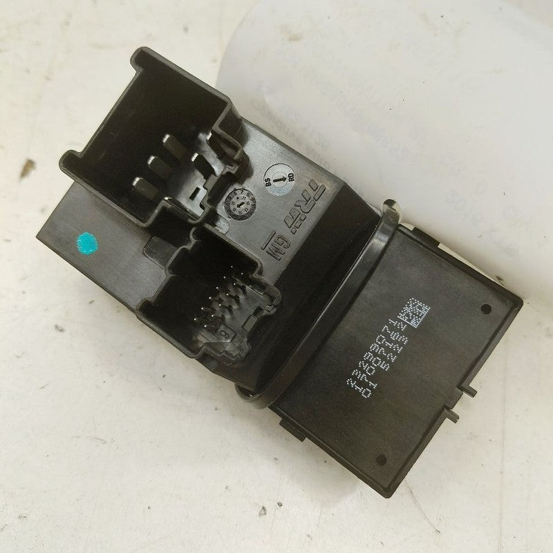 Cadillac XTS Power Window Switch Right Passenger Front      2016 2017 