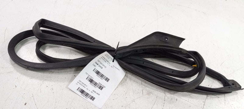 Hyundai Sonata On Door Seal Rubber Right Passenger Front 2011 2012 201