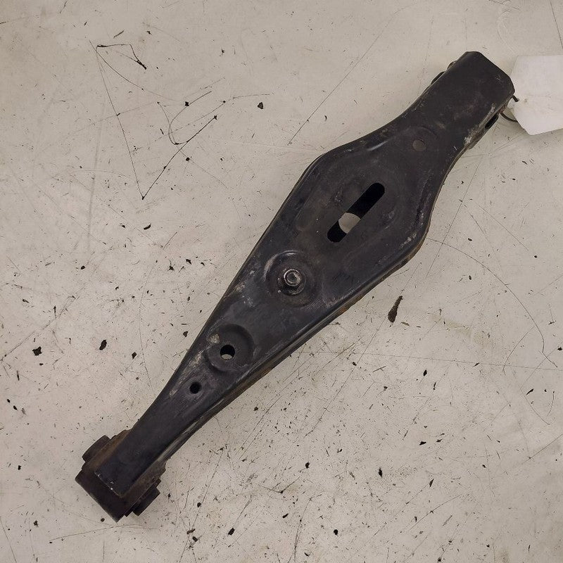 Left Rear Lower Control Arm Lateral Locating Arm Fits 17-22 Kia Sporta