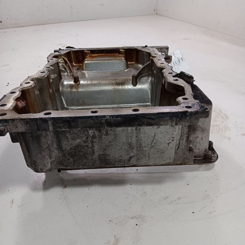 Oil Pan 3.2L Two Piece Oil Pan Upper Fits 14-22 CHEROKEE