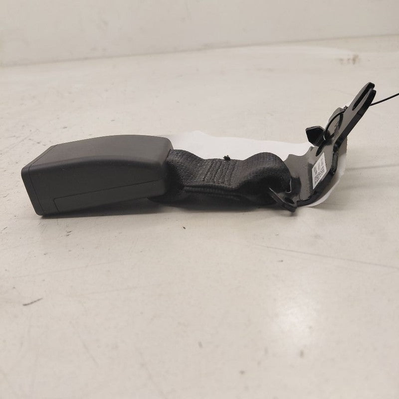 Buick Encore GX Seat Belt Buckle Latch Right Passenger Rear Back  2022