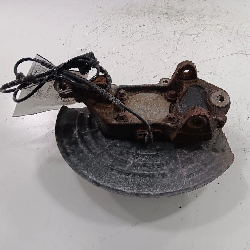 Left Rear Spindle Knuckle Bearing Hub Fits 15-18 Jeep Renegade OEM
