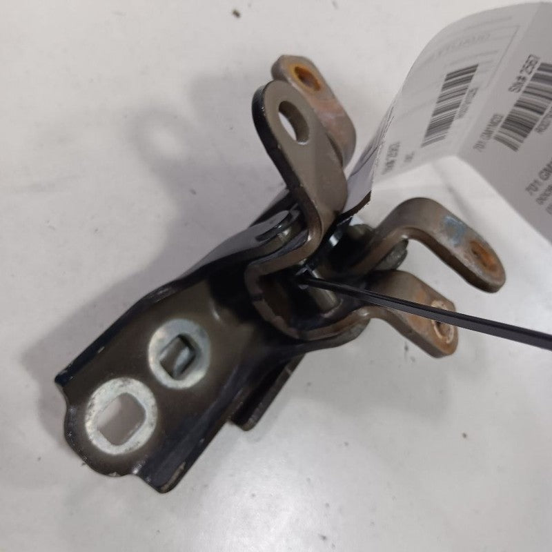 Chevy Malibu Door Hinge Set Left Front Driver 2019 2020 2021 2022 OEM