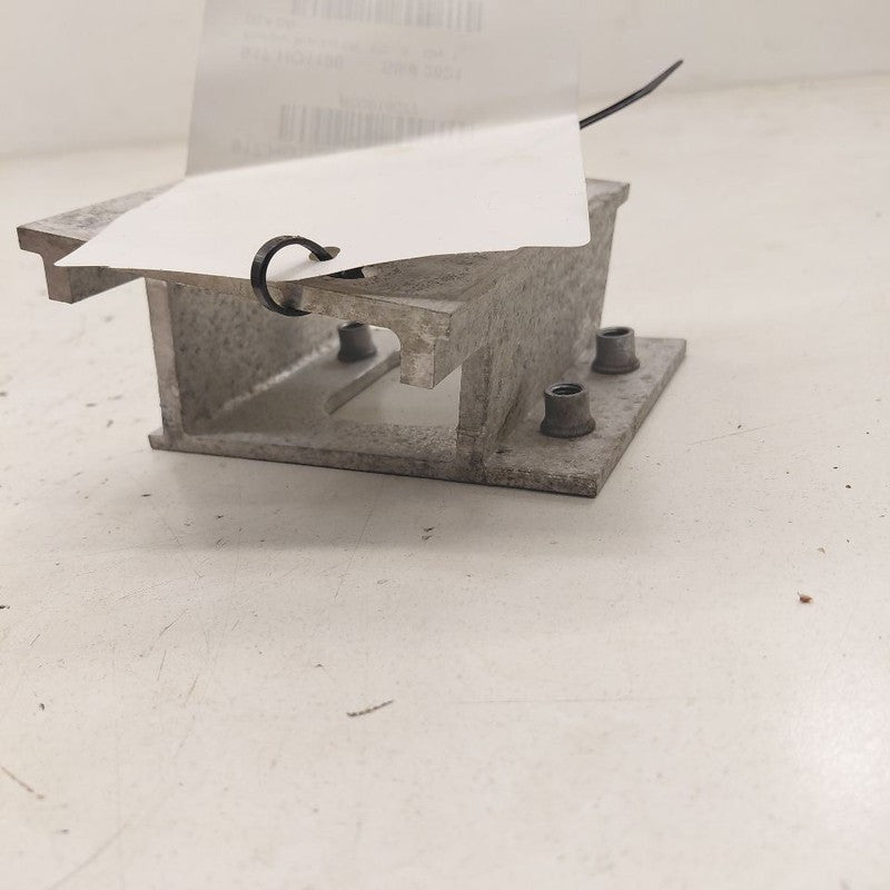 Honda HR-V Bumper Mount Bracket Left Driver Side Rear  2026 2025 2024 