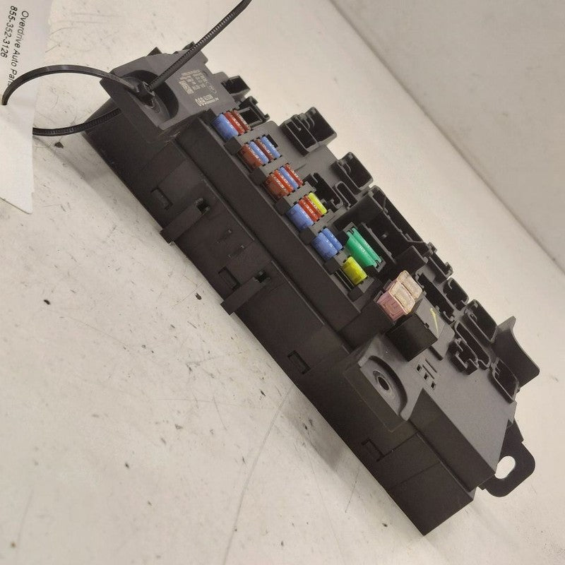 Mitsubishi Outlander   Cabin Fuse Box Interior Inner Under Dash  2018 