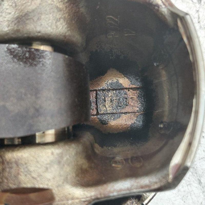 Hyundai Santa Fe Single Piston With Connecting Rod   2.0 2019 2020