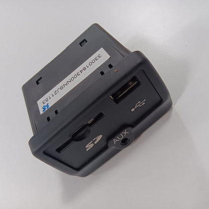 Fiat 500 USB Plug In Hub Port  2014 2015 2016 OEM