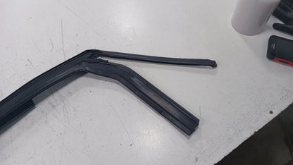 Chrysler 200 Door Glass Window Seal Rubber Right Passenger Rear Back  