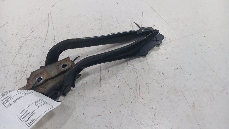 Subaru Impreza Hood Hinge Set Left and Right  2017 2018 2019 2020 2021