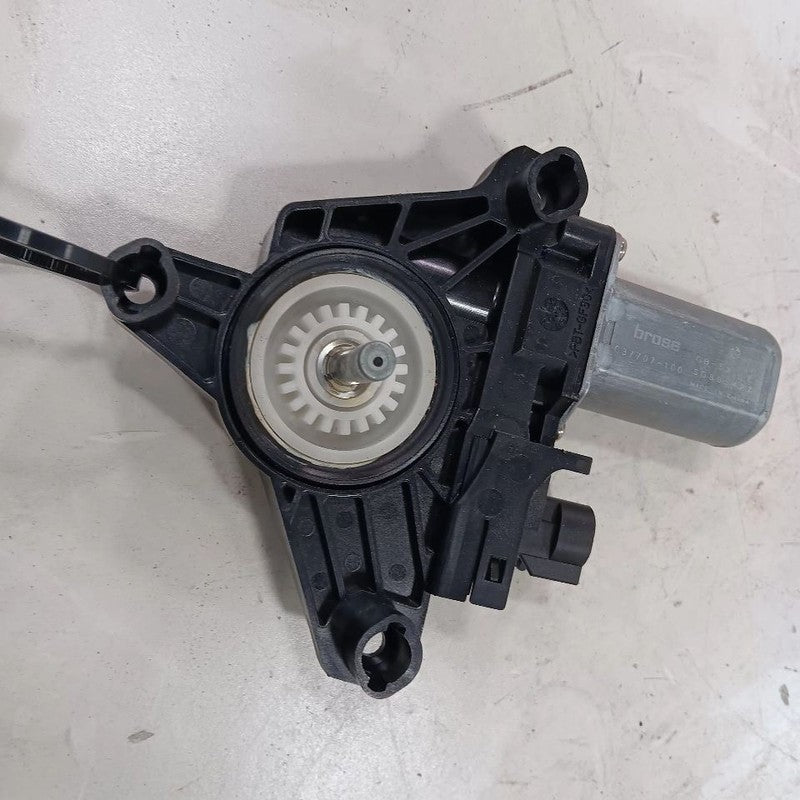 FIAT 500 Passenger Right Rear Power Window Motor  2017 2016 OEM