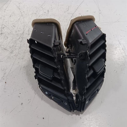 Ford Fiesta Dash Air Vent Center Middle  2016 2017 2018 2019