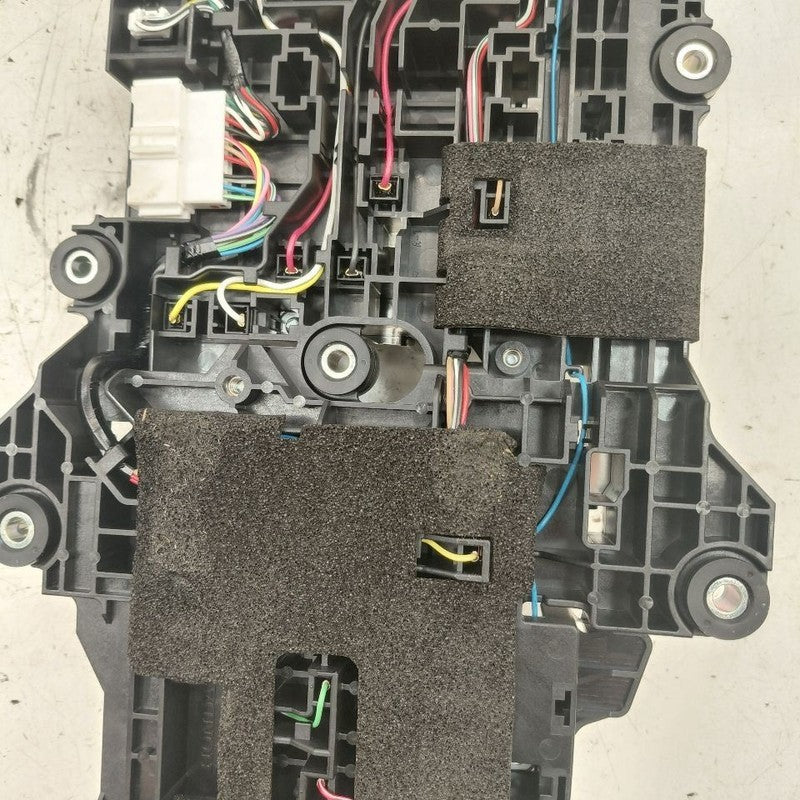 Honda Clarity Battery Relay Block {1E1005WJA011M1} 2018 2019 2020