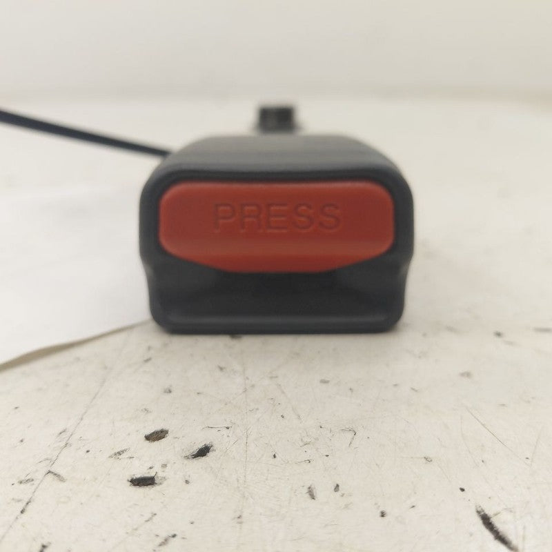 Kia Sportage Seat Belt Buckle Latch Left Driver Rear Back  2020 2021 2