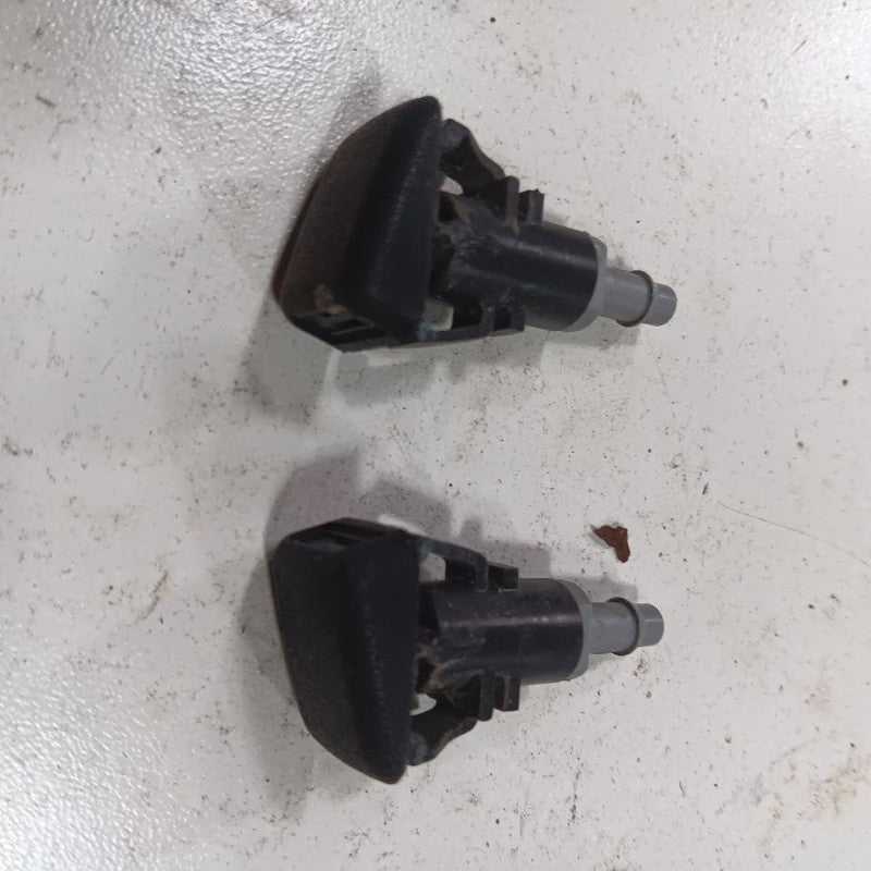 Chevy Trailblazer Windshield Wiper Washer Fluid Hood Sprayer Nozzles  