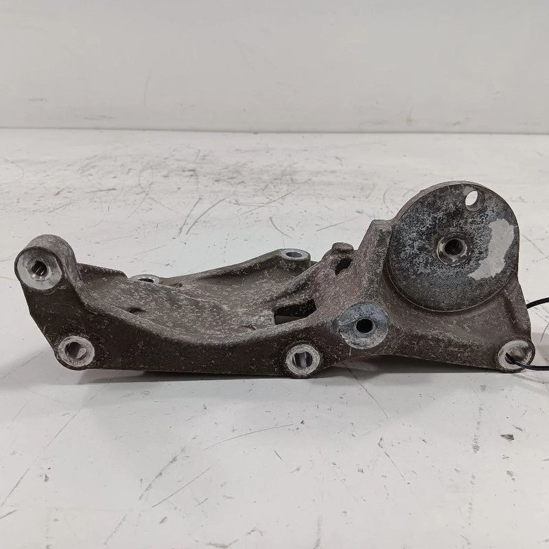 Subaru Legacy Outback 2.5 Aluminum Bracket 2015 2016 2017 OEM