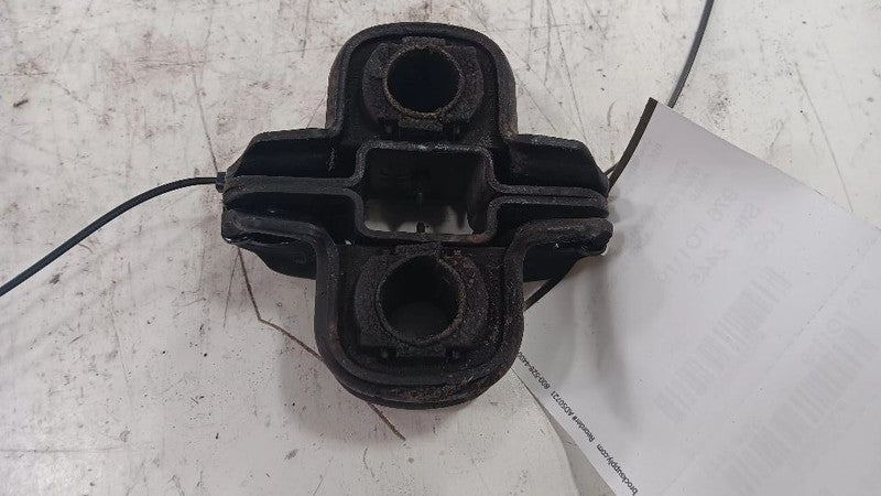Toyota Rav 4 Sway Bar Bushing Mounting Bracket  2019 2020 2021 2022 20