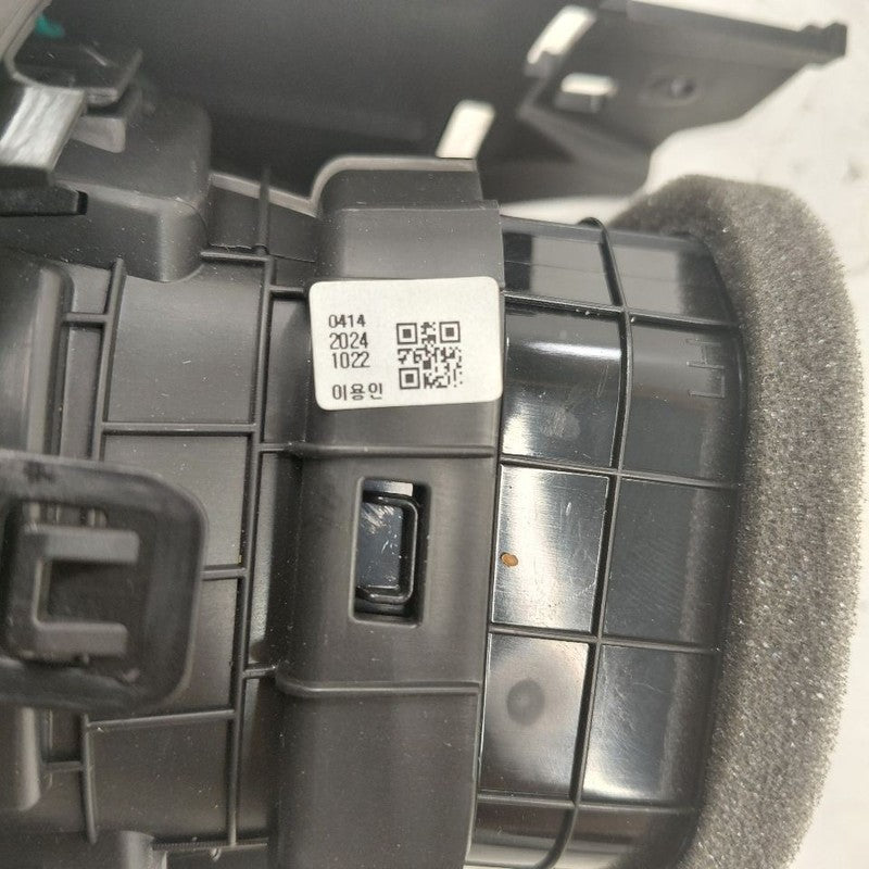 Chevy Trax Dash Air Vent Left Driver  2025 2024