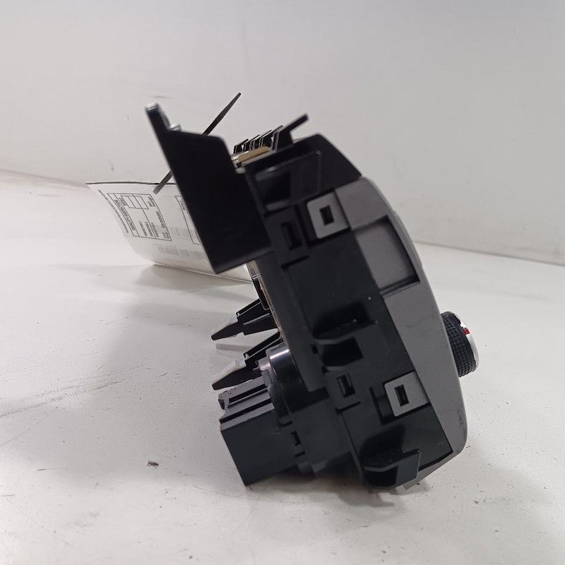 Manual Temperature Control Heat Heater AC Switch Sedan 17-18 Hyundai E