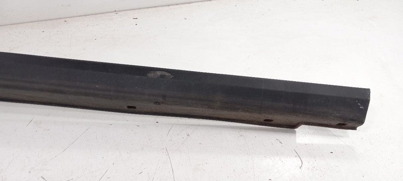 Kia Sorento Rocker Panel Trim Cover Molding Skirt Right Passenger Side 2017 