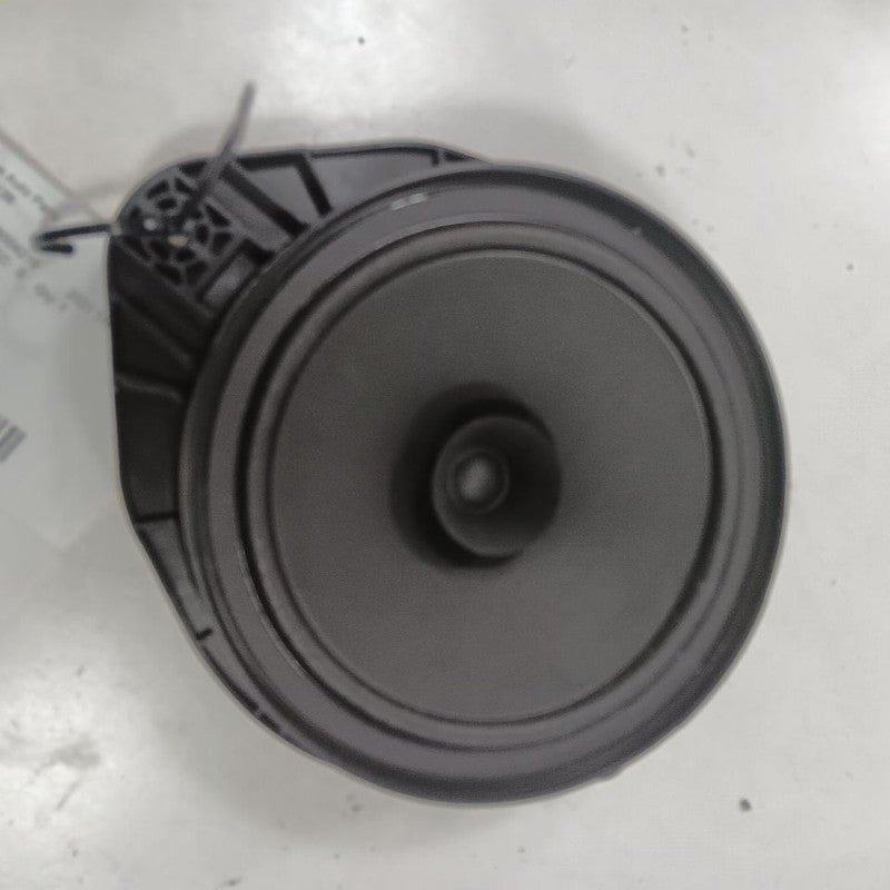 Chevy Trailblazer Speaker Right Passenger Rear  2021 2022 2023 OEM