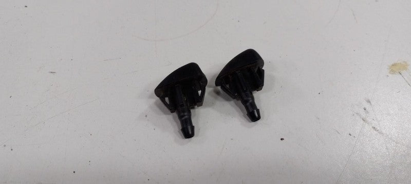Mazda 6 Windshield Wiper Washer Fluid Hood Sprayer Nozzles 2009 2010 2