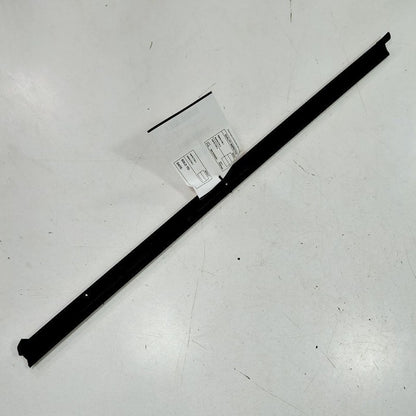 Hyundai Elantra Right Front Weather Strip Interior  2024 2023 2022 202