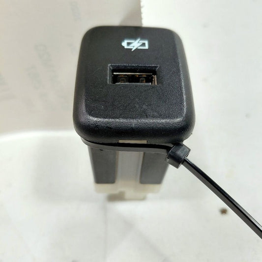 Chevy Malibu USB Plug In Hub Port 2019 2020 2021 2022