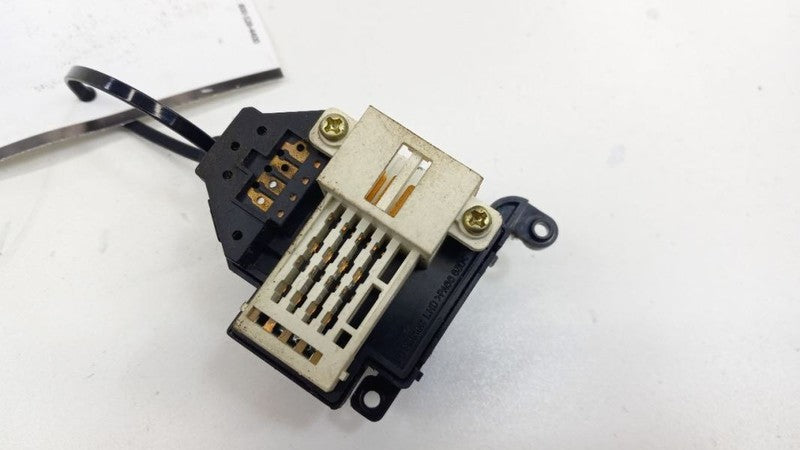 935402L100 Driver Left Front Door Switch Driver Station Wgn Mirror Fits 11-12 ELANTRA