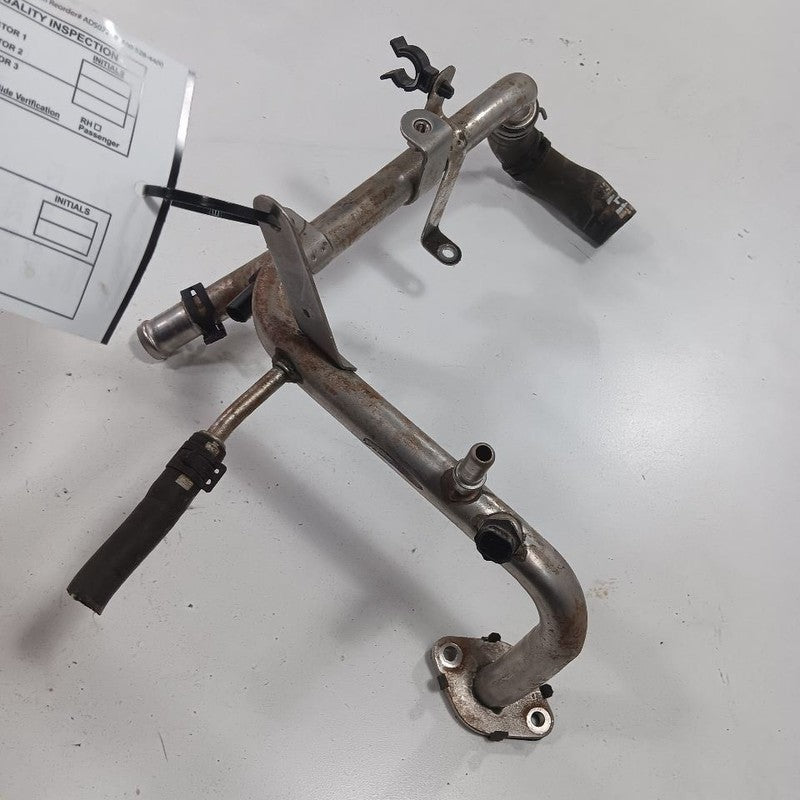Chevy Trailblazer Coolant Line Crossover Pipe  1.3 2021 2022 2023 OEM