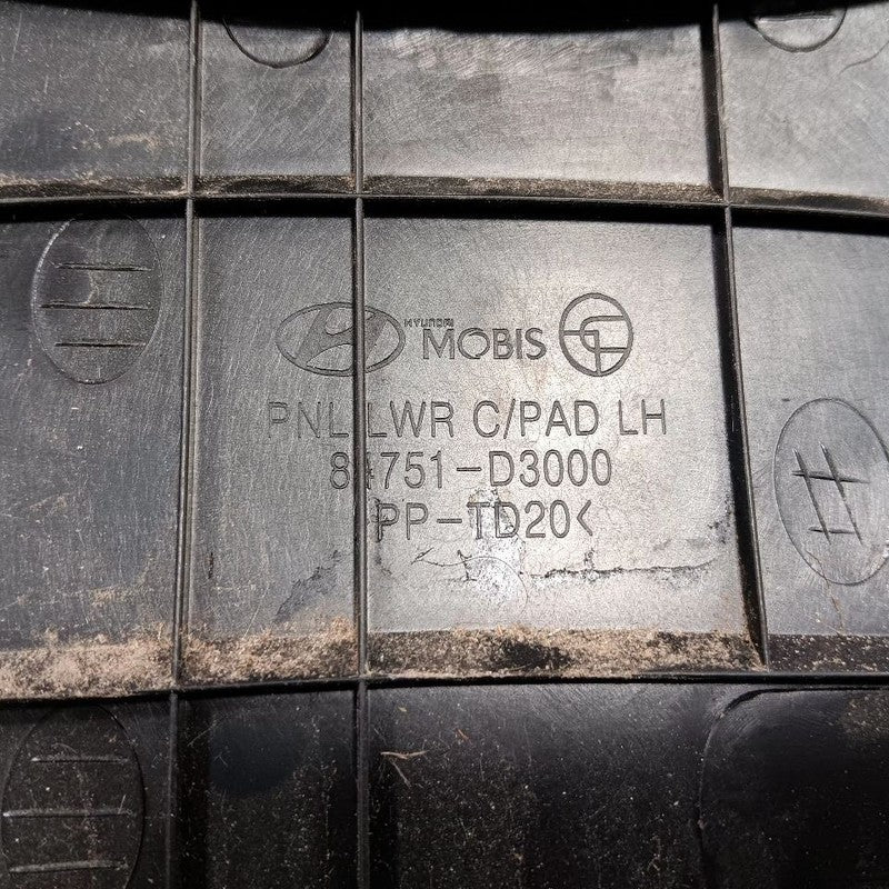 Hyundai Tucson Left Side Lower Trim Piece Dash Bezel 2019 2020 2021