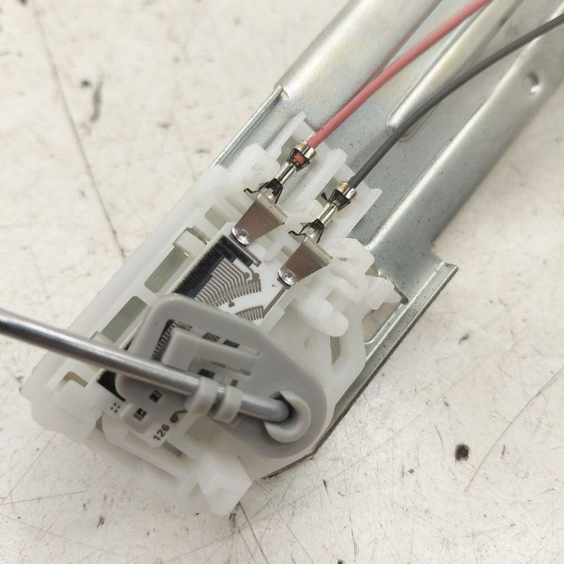 Mitsubishi Outlander   Fuel Gas Tank Sending Unit  2018 2017 2016