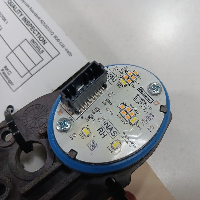 Buick Encore Passenger Right Front Headlamp Light Bulb 2019 2018 2017