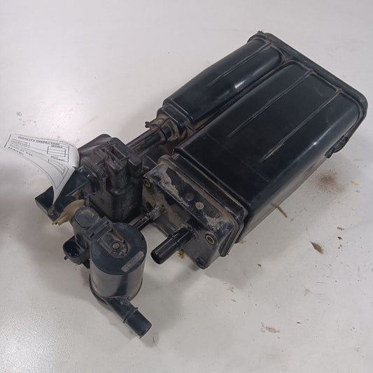 Kia Sorento Fuel Vapor Canister Charcoal Evaporator Can  2.4 2018 2017 2016