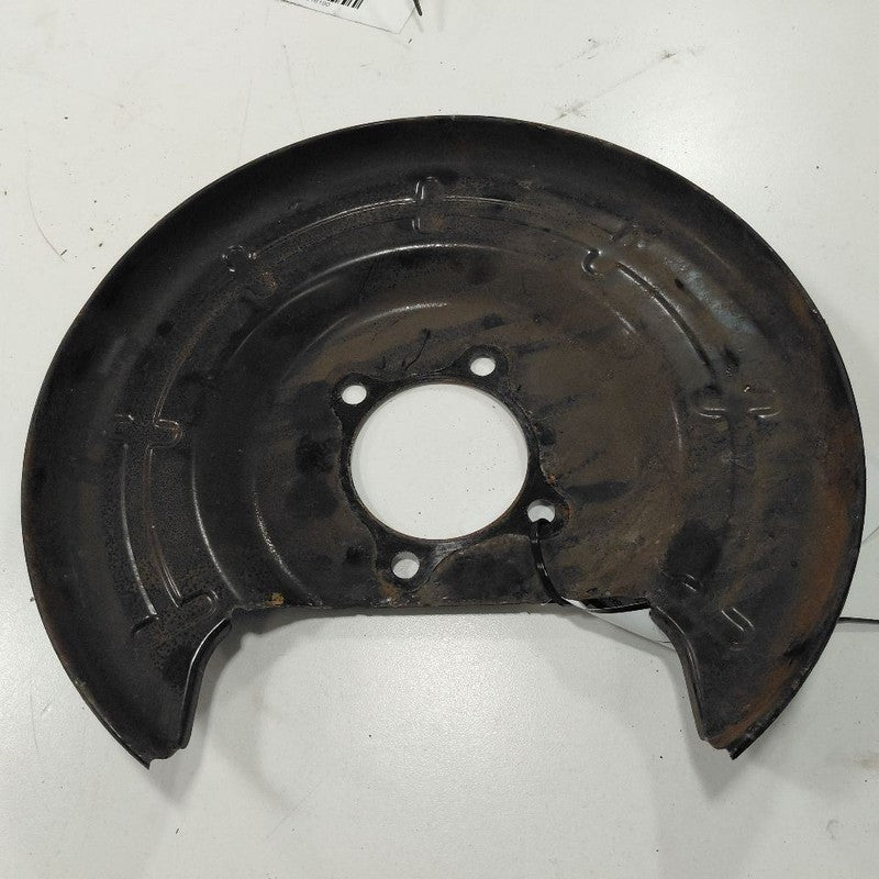 Buick Encore Passenger Right Rear Dust Shield  2020 2019 2018 OEM