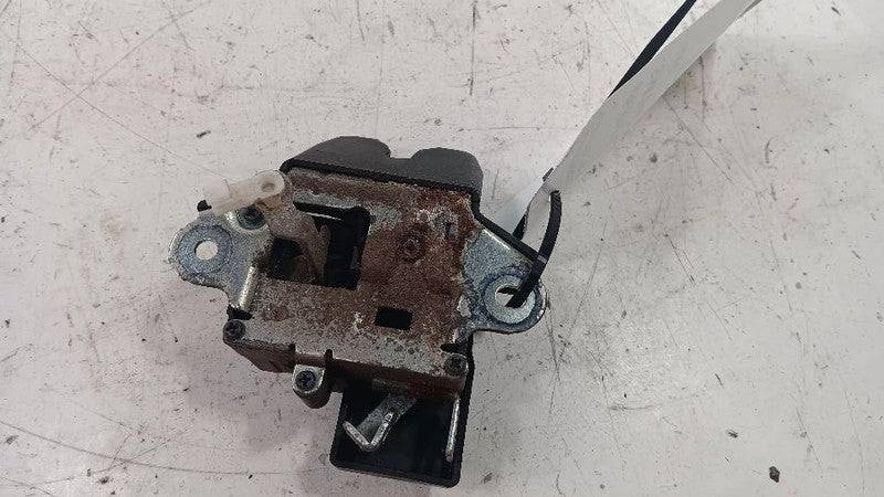 Kia Forte Trunk Latch  2014 2015 2016 2017 2018 OEM