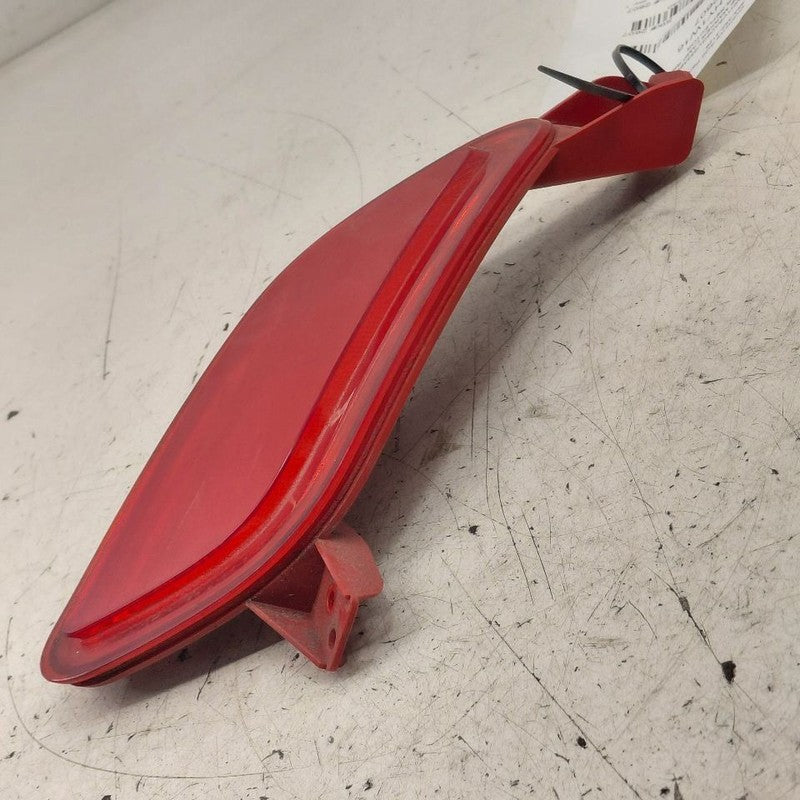 Hyundai Veloster Passenger Right Rear Side Marker Reflector 2017 2016 