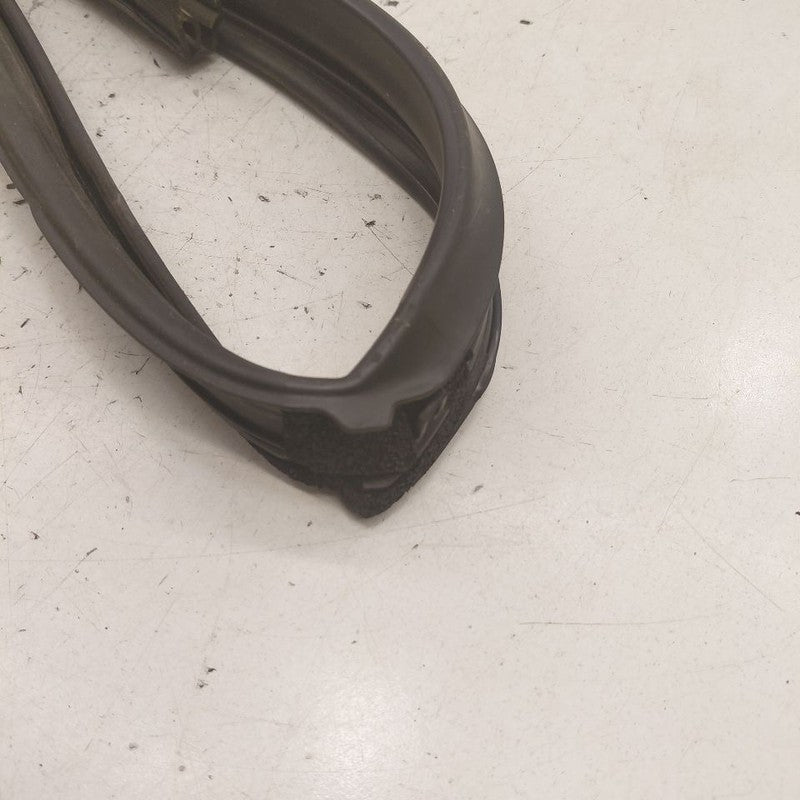 Mazda 6 Door Glass Window Seal Rubber Left Driver Front  2018 2019 202