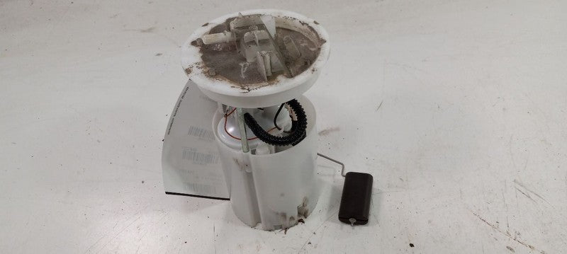 Gas Fuel Pump Assembly Tank Mounted 2.0L VIN F Fits 10-13 MAZDA 3 OEM