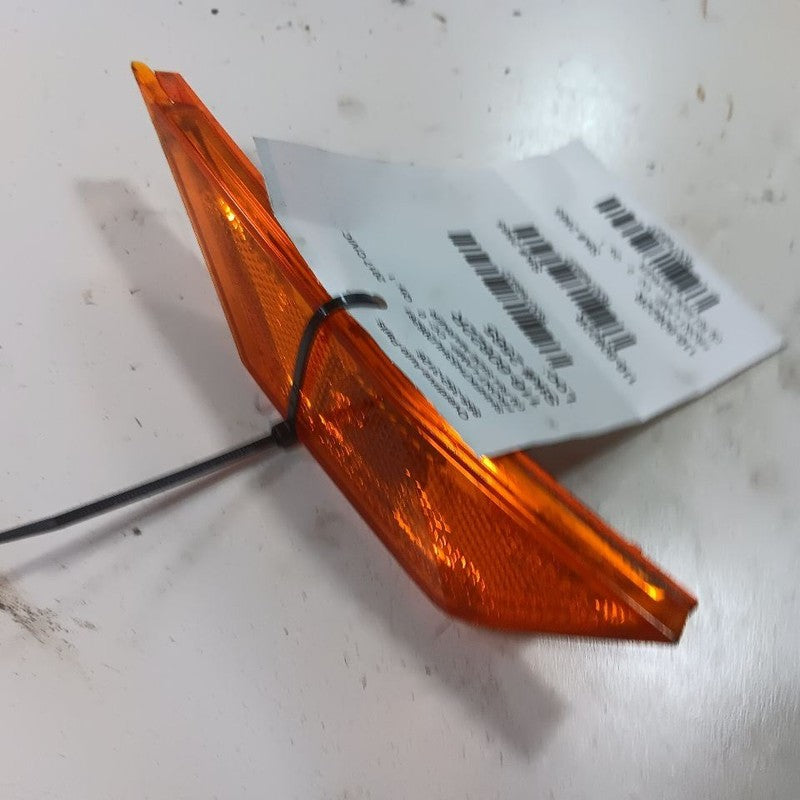Passenger Right Side Marker Light Fender Mounted Fits 16-21 Honda Civic