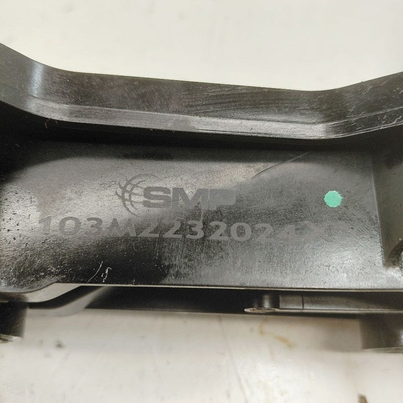 Chrysler 300 Engine Oil Filter Adapter Bracket Housing Mount  2017 201